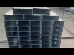 Średnie wydajności galwanizowane podłoże kablowe podłączone do ściany do zarządzania podłączeniami elektrycznymi na zamówienie