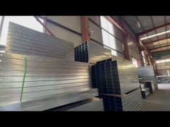 Wyrób z stalowego węża, podłoga kablowa, wysokość regulowana, wykończenie srebrne