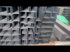 Płytka kablowa ognioodporna na ścianie grubość 2 mm szerokość 100 mm