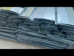 Zastosowalna mocna tablica kablowa z elastycznym rowką wentylacyjną